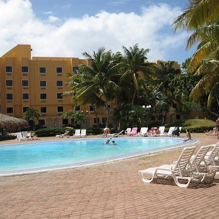 Готель Portofino Complex Playa El Agua Екстер'єр фото