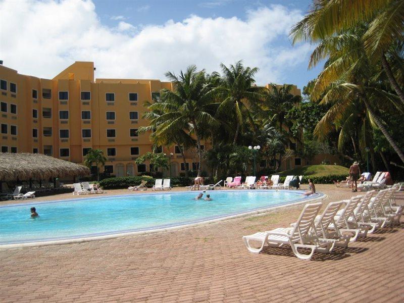 Готель Portofino Complex Playa El Agua Екстер'єр фото