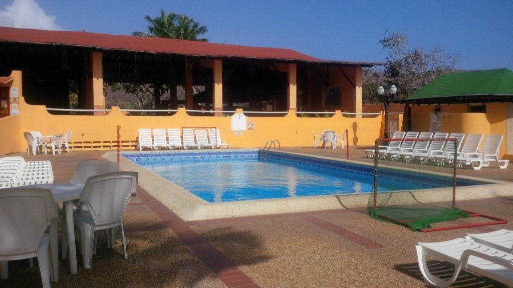Готель Portofino Complex Playa El Agua Екстер'єр фото