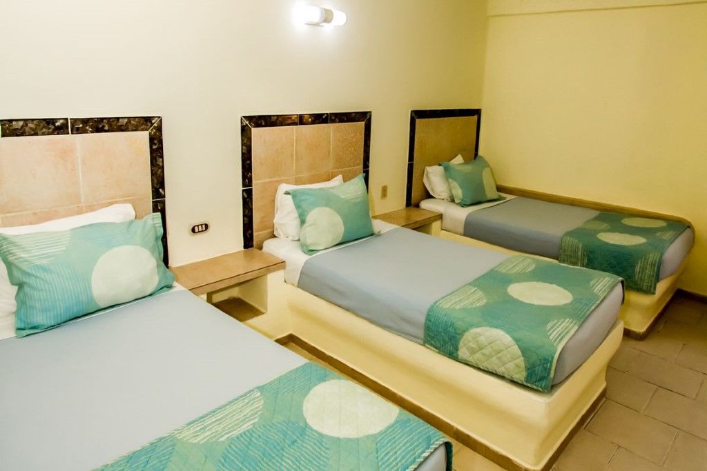 Готель Portofino Complex Playa El Agua Екстер'єр фото